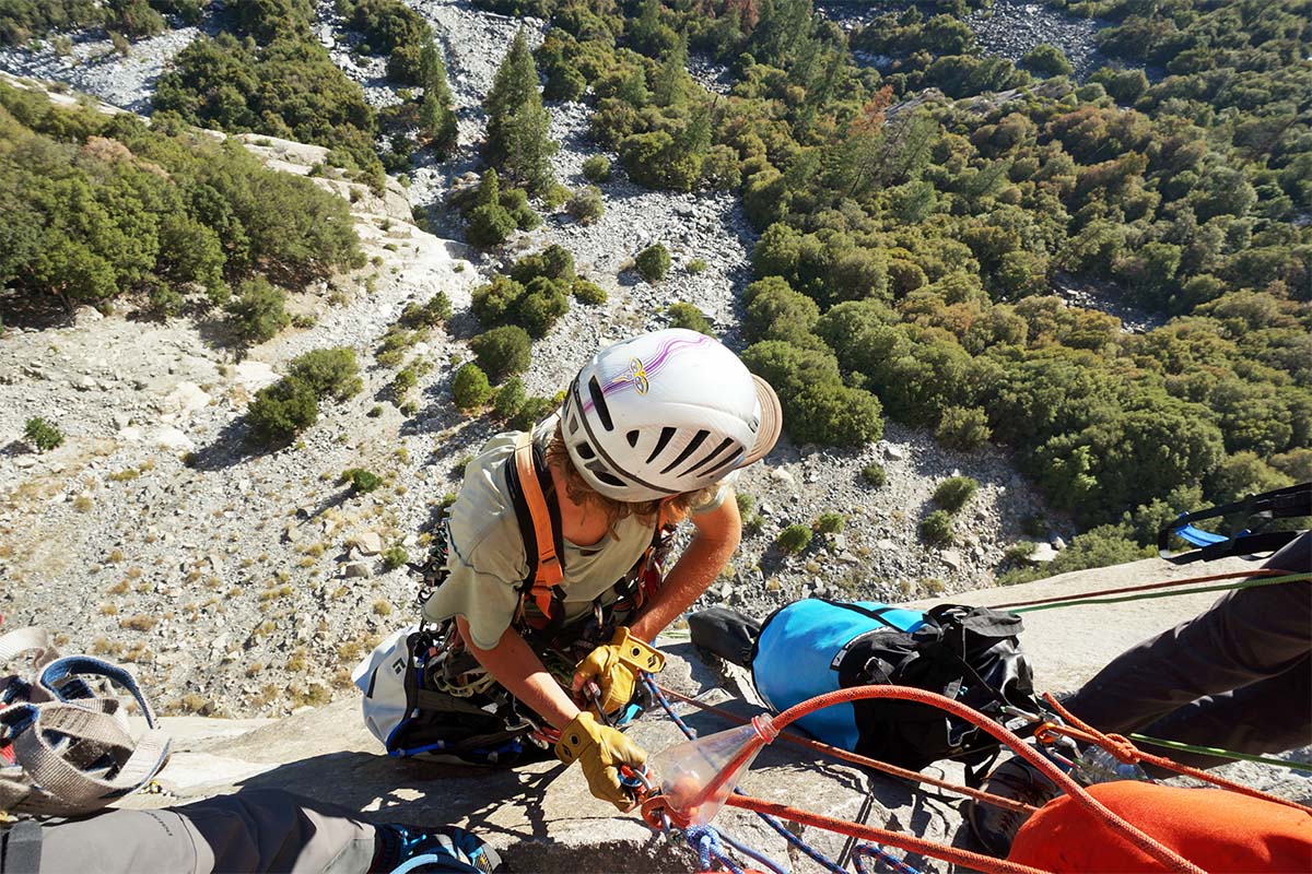 Aid climbing on El Capitan (haul bag)